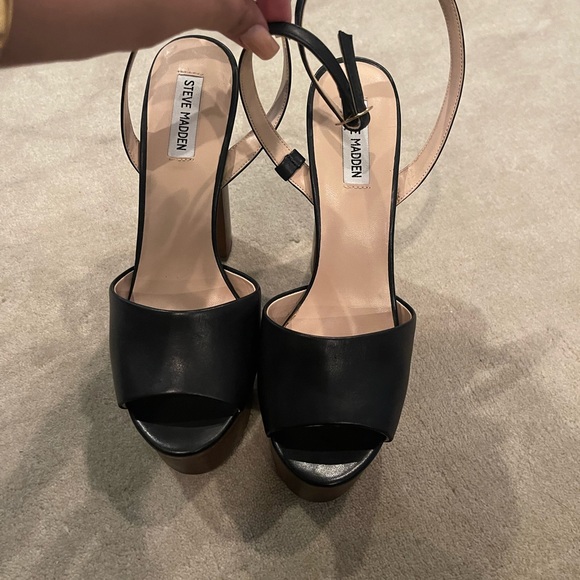 Steve Madden platforms never been worn - Picture 3 of 6